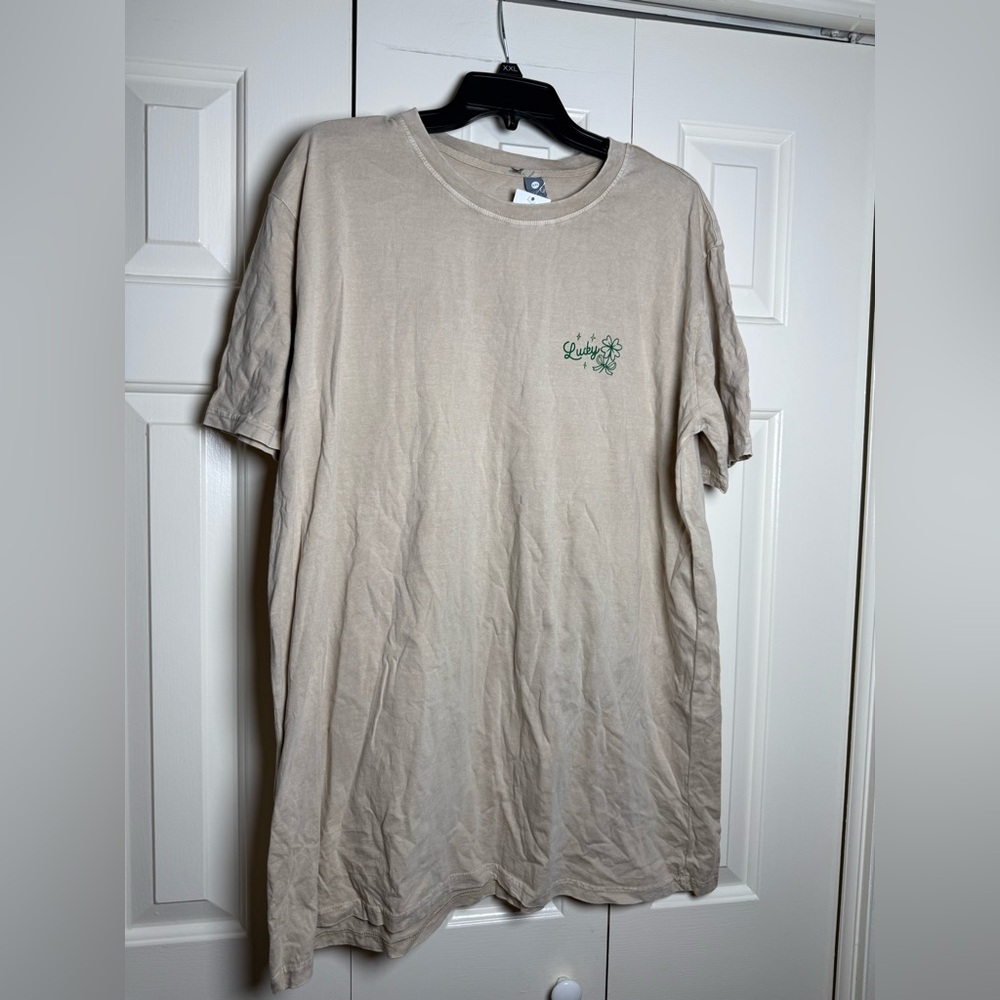 Simply‎ Southern Lucky Girl Club Tee - Picture 3 of 6